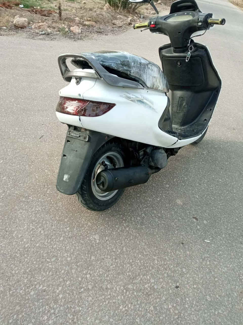 السلام عليكم دراجه للبيع الدراجه مكينتهه فول اتكلك اتكتك ناعمه حيل الدراجه لايت امامي لايت خلفي شغاله كامله مكمله السعر ب 340 او بيها مجال للشراي متوازي علا بيعته مكاني بابل قضاء القاسم ع *********** بي واتساب
