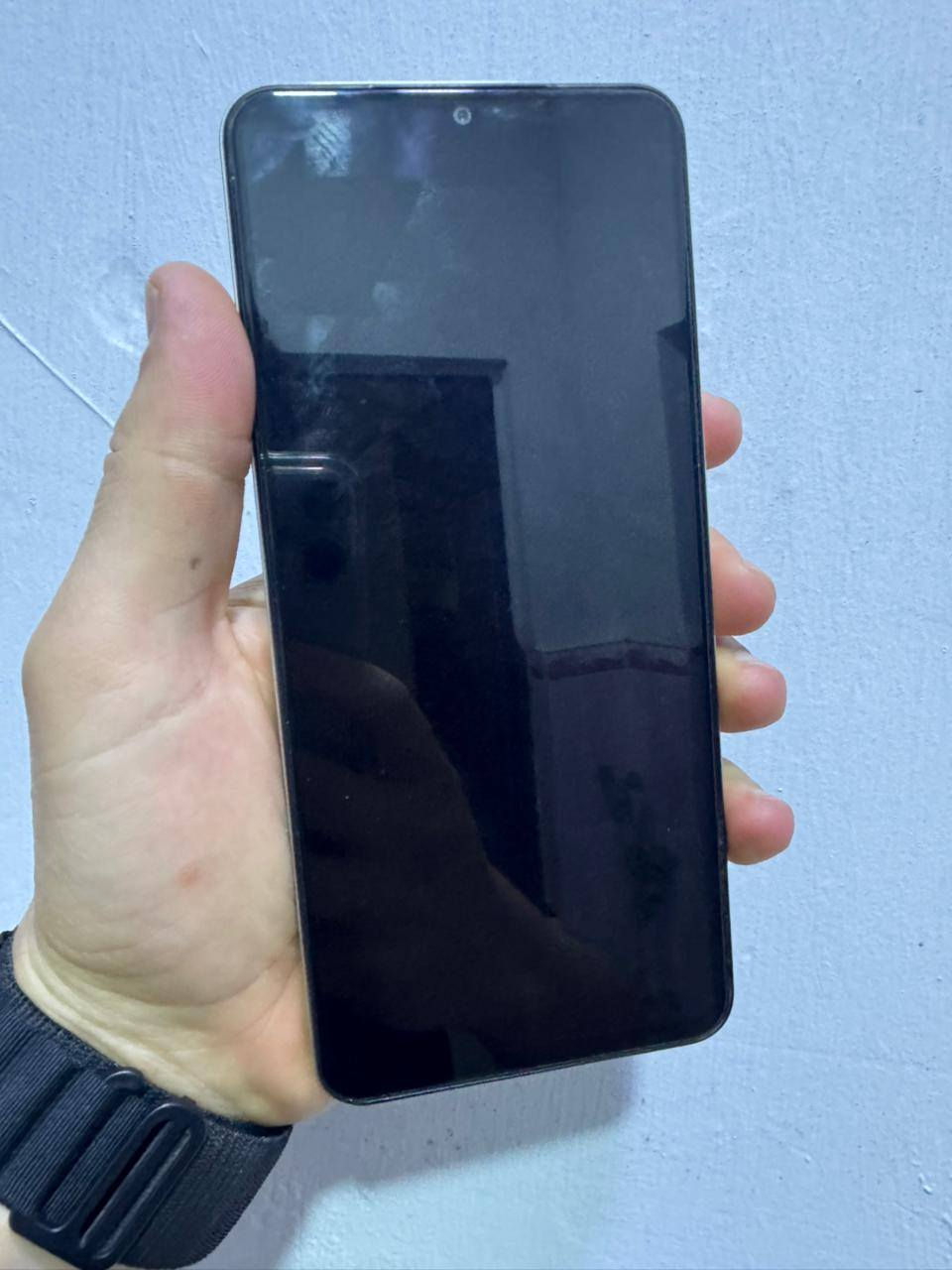 السلام عليكم… بيع نقد فقط
بوكو C71.  للبيع او مراوس 
الجهاز شرط مامفتوح مستخدم قليل جدا 
الذاكرة/128.   رام/4+2.   ملحقات كفر وشاحنه 
السعر/125 قفل قفل سعر جدا مناسب
***********
