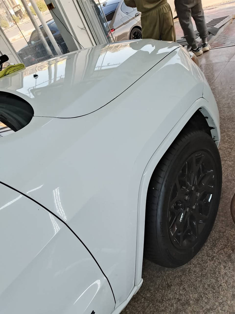 سلام عليكم اني ابولش بوليش درجه اولى شرط اخلي سيارتك كزاز وبسعر مناسب فقط ب 30الف مكاني حي عامل يم جامع غدير رقمي ***********
