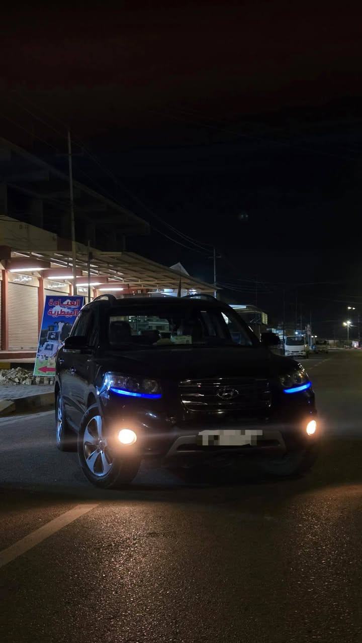 🚗 للبيع: هونداي سنتافي 2012 – 6 سلندر – 7 راكب
🔹 الموديل: 2012
🔹 النوع: Hyundai Santa Fe
🔹 عدد الأسطوانات: 6 سلندر
🔹 عدد الركاب: 7 راكب
🔹 الحالة: بدون صبغ (بيه بارد قليل)
🔹💰 السعر: 145 ورقة (قابل للتفاوض بحدود المعقول)🤍
✅ السيارة جاهزة من كل شيء
✅ كهربائيات كاملة شغالة
✅ صدر أمامي وخلفي جديد
✅ نظيفة وجاهزة للاستخدام
📍 الموقع: صلاح الدين – قضاء بلد
📞 للاستفسار: ***********
