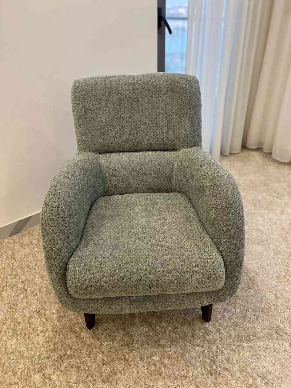 كورنر للبيع استخدام ٣اشهر فقط اخذته ب٣ملايين و١٠٠  من شوكة ان هاوس للاثاث الي بالمنصور اريده بمليونين وربع جديد شخطة مابي ويا كرسي جانبي


**إذا كنت صاحب هذا الإعلان وتريد حذفه لأي سبب، رجاءا أرسل رسالة إلى الدعم الفني**