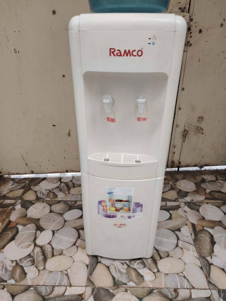 براد ماء اخو جديد رامكو فول نظافة الاصلي شغاال كلو بارد حار ثلاجة الاسفل شرط ثلج ضمان ٣ ايام..
ألسعر راسلوني خاص او اكون اسفل ألمنشور مكتوب مراسلة موصل, نينوى


**إذا كنت صاحب هذا الإعلان وتريد حذفه لأي سبب، رجاءا أرسل رسالة إلى الدعم الفني**