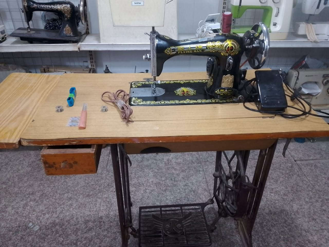 مكينه اصليه مع الميز السعر 160 العنوان بغداد القاهره متوفر توصيل لجميع المحافظات العراق للحجز خاص


**إذا كنت صاحب هذا الإعلان وتريد حذفه لأي سبب، رجاءا أرسل رسالة إلى الدعم الفني**