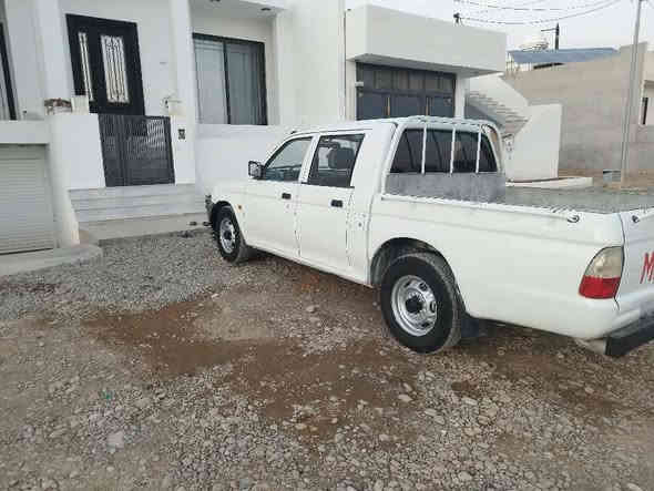 مسته ر بوشي ٢٠٠٢
ڕەقەم دهۆکە سەنەوی بەسەر چوە سەقف و شانی بۆیاخ نیە مەکینە و. گێڕ .و. ئەکسل ی بەشەرتە چوار تایەی تازە گەرمی و ساردی بەشەرت پیشی کەپسە تعویل و خرامە بەشەرت
 نرخی 53گەڵا و محامەلە
شوين چوارقورنه 
*********** رانية
