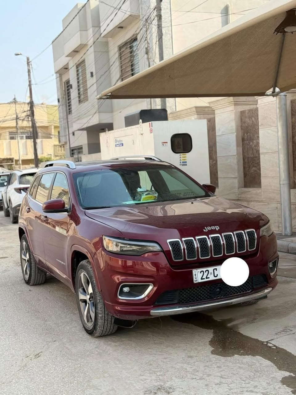 السلام عليكم جيب شيروكي موديل 2021بيه صبغ جاملغ وبنيد بدون دواخل رقم اربيل باسمي
فول مواصفات 
لايت زنون Led
رادار امامي 
ويل كب 
اشاره بالمري 
كشن كهربائي 
كشن جلد 
تحكمات ستيرن 
شاشه كامره خلفيه 
محرك 6سلندر 
ماشي 17الف
***********
السعر 140$وبيه مجال
