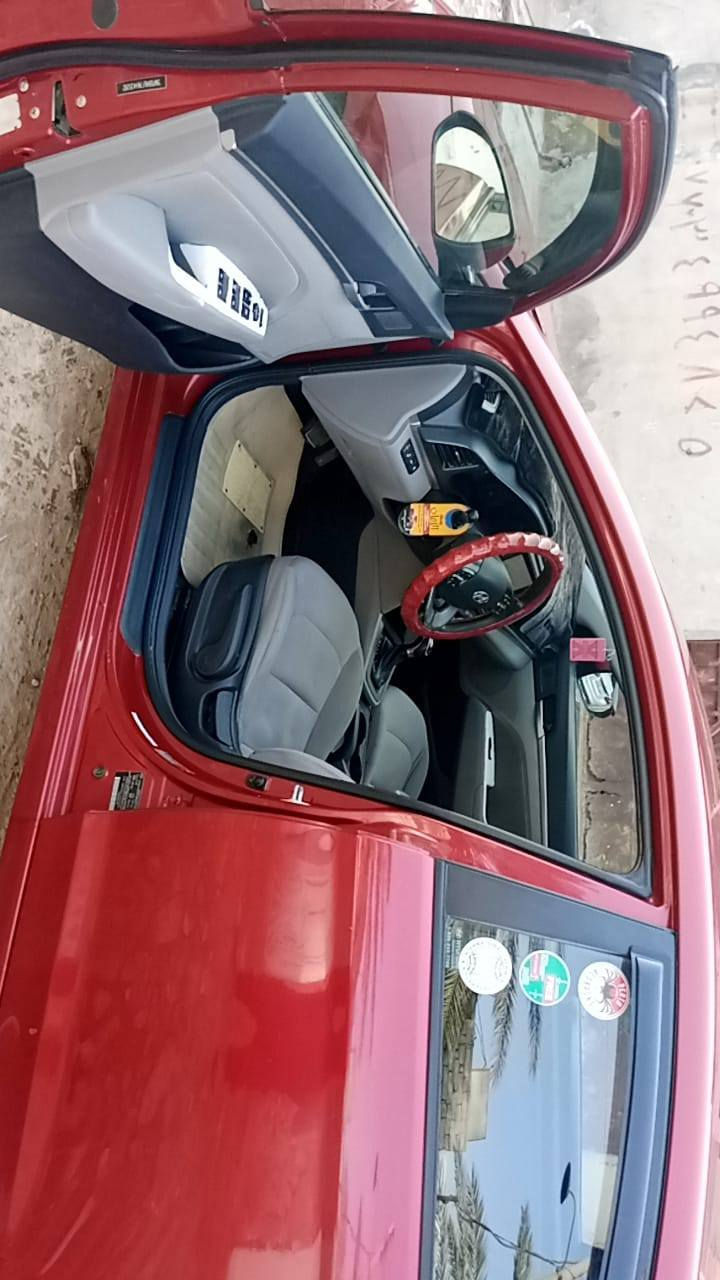 السلام عليكم النترا موديل 2019 وارد امريكي للبيع بيها 3 قطع صبغ فقط بدون دواخل بأسمي تحويل ثاني يوم سونار مرفق بلمنشور السعر  135 وبيها مجال 
                                   مكاني ديالى بعقوبة   
                                    ***********
