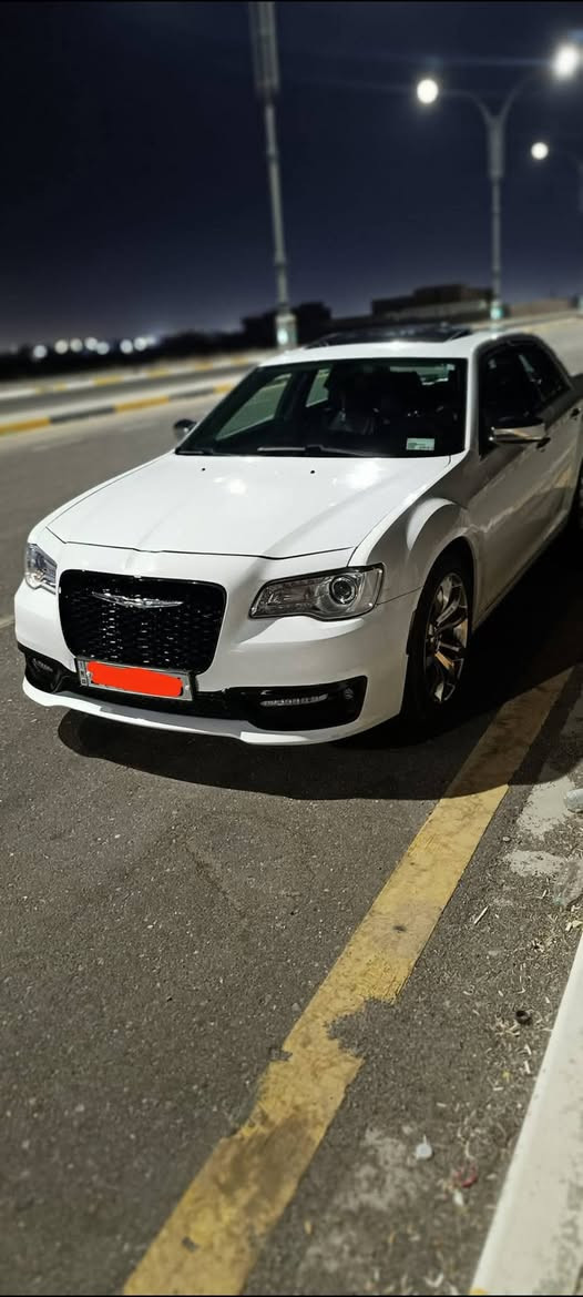 كرايسلر موديل 20 اصل معلايه 22 ب اسمي تحويل مباشر لمتد سياره فئة  C  سعرها 198 بيها مجال قليل للاستفسار *********** البصرة, العراق
