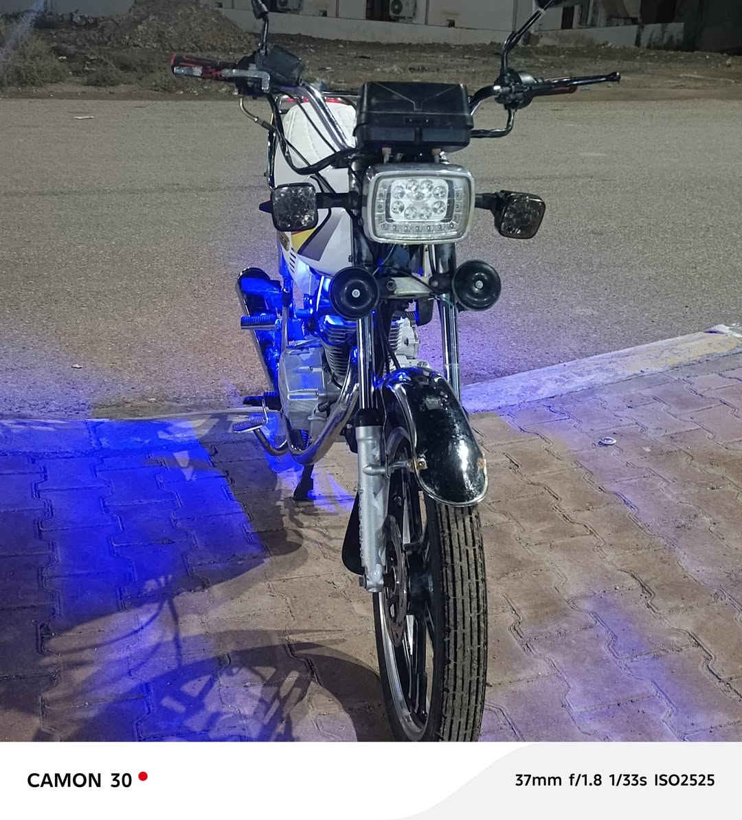 يالله سلام عليكم
موطور يراني 
البيع موديل 
2020
محركه نعومه فول
ولأتنقيص ولأتبخير 
كهربايات شغاله كل 
موطور خير من الله 
بي منفيس بليته رقم شاصي 
موطور شلعه معدل 
العنوان جزيره الخالديه  
رقم الهاتف 
***********
السعر 475
بي مجال
