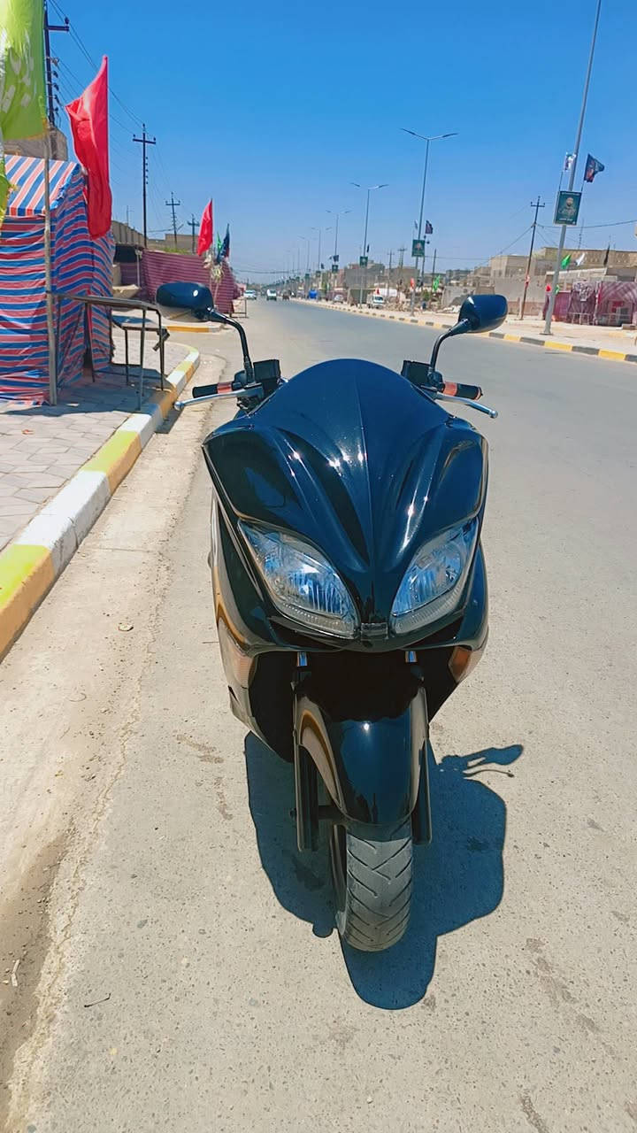 0/8 وجه بومة عمية گير ملغي
عليهة ادامة قايش جديد 
كلچ خلفي مال تفصيخ كامل هو والبنز
مصبوغة عام عوزهة بوليش
تاير خلفي جديد
لايتات زنون عالي ناصي
حساس ستان شغال 
كهربائيات شغالة من الالف للياء
بريك ABS امامي خلفي
شلعتهة خير من الله معدلهة ١٢٠/١٣٠ بل شارع
مكاني ديالى الخالص 900 و بيهة مجال قليل


**إذا كنت صاحب هذا الإعلان وتريد حذفه لأي سبب، رجاءا أرسل رسالة إلى الدعم الفني**