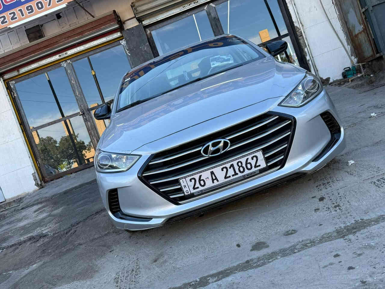 السلام وعليكم لانترا 2018 امريكي نص فول مواصفات معروفه
رقم صلاح الدين نگليزي بسمي تحويل مباشر

بيها 3 قطع صبغ باقي تفاصيل اتصل ودلل السعر 120 وبيها مجال  ***********. ***********
