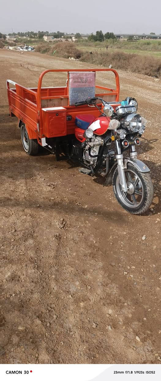 سلام عليكم ستوته للبيع جمره 25 بعده زيرو الستوته مامتعوبه الونه الون المميز البرتقالي السعر خاص العنوان العماره قضاء الميمونه رجان رجان المو شراي لا يتصل للستفسار ***********
