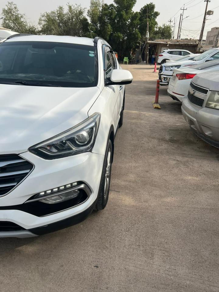 السلام عليكم
سنتافي 
2018 اصل 
وارد خليجي
رقم أربيل الجديد
سنويه جديده
باسم شركة
تريد تحويل تريد وكاله 
ماشيه 98
كفاااله عامه
مكينه 4 
كفاله كير محرك 
تبريد ثلج 
حداديه طوبه
مواصفات 
كرسي كهرباء
شفتات ستيرن
تحكمات ستيرن
تبريد خلفي 
7 راكب

مكانها البصرة ……

السعر 175 بيها مجال للشراي 

***********

( ملاحظة مكلف بالنشر رقم صاحبها موجود …. )
