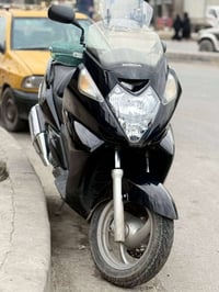 دراجه سلفر ونج البيع دراجه جديده 400////سعره 25/////07714969630