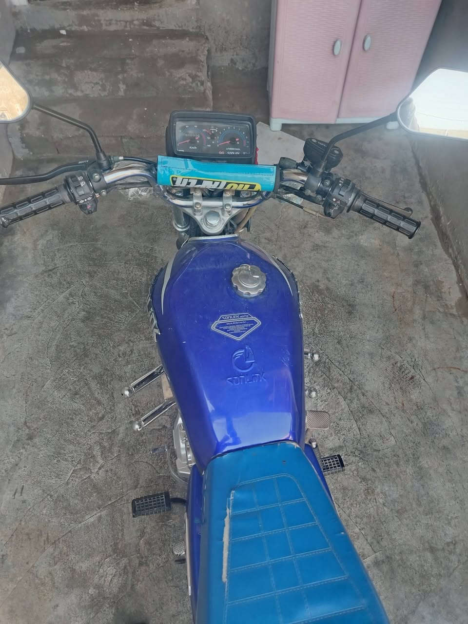 سلام عليكم
دراجه للبيع موديل 23 دراجه حلو نصبتها اوراق بيه بس وراق كارتونيه محرك ماشاء الله روعه تايرات جديده بس البريك الامامي مايشتغل سعر 625 بيه مجال شوي كلها شغل مكانه دراجه ديالي المقداديه حي المهندسين رقمي ***********
