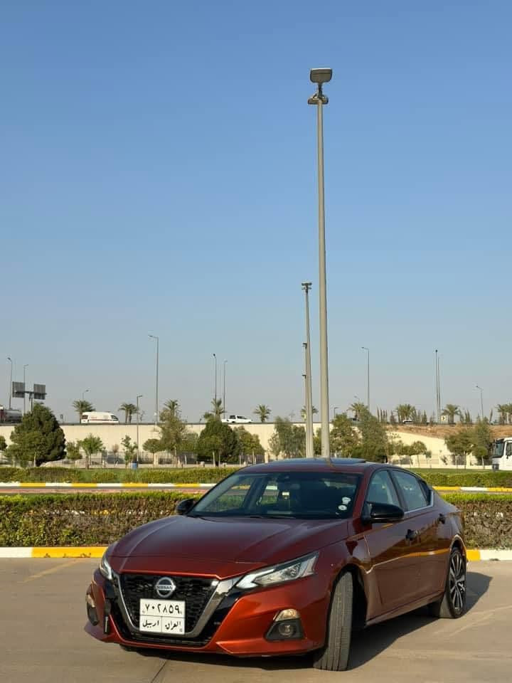 السلام عليكم
نيسان التيما 2020

فئة SR Plus AWD (أعلى فئة)

🔹 حالة السيارة:

صور الضرر مرفقة بالمنشور

الضرر: جاملغ خلفي + جاملغ أمامي + شبر باب + شبر بنيد

🔹 المواصفات:

• فل كامل (1/1)

• فتحة سقف (سلايد روف)

• بصمة تشغيل + بصمة أبواب

• تشغيل عن بعد

• شفتات ستيرن

• مقاعد جلد + مخمل

• تدفئة مقاعد + مقاعد كهرباء

• ديكور داخلي فايبر كاربون

• لايت زينون

• إضاءة LED داخلية وخارجية (ترحيب)

• إشارات بالمرايا

• نظام مانع اصطدام + توقف ذاتي

• مثبت سرعة + الحفاظ على المسار

• رادارات + نقطة عمياء

• تحكم بالستيرن

• شاشة كبيرة + شاشة عدادات

• ويل كروم قياس 19

• بلوتوث

• حساسات خلفية

• حساس ضغط الإطارات

🔹 معلومات إضافية:

• الدواخل: أسود

• محرك 2.5 تنفس طبيعي

• الممشى: 75 ألف مايل (قابل للزيادة)

• حجر بيئة شرط

• رقم أربيل باسمي

💰 السعر: 131$ (قابل للتفاوض البسيط)

📍 الموقع: أربيل

📞 للاستفسار: *********** (واتساب أو اتصال)
