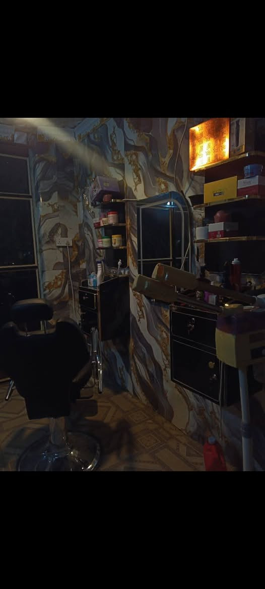 محل للبيع مكاني حي رساله ***********
