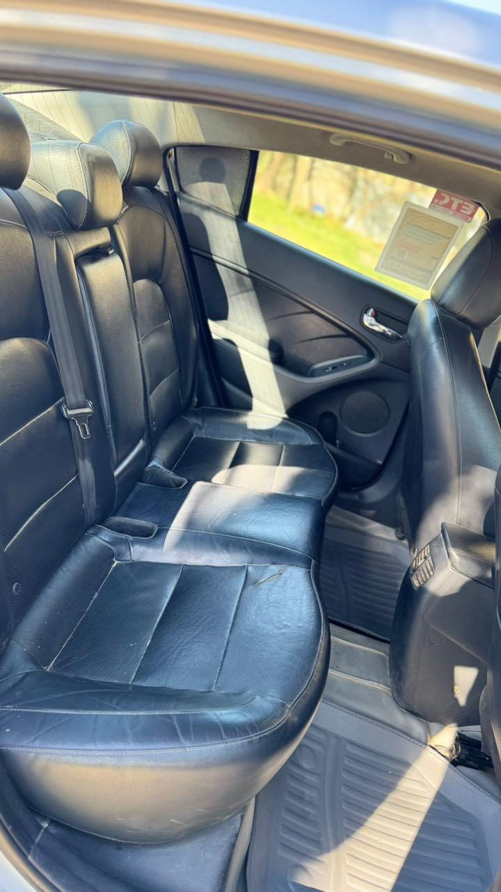 السلام عليكم فورتي ٢٠١٧ فول مواصفات  السونار موجود بلصور مكان السيارة بغداد المحمودية  سعر 127$وبيه مجال  ***********
