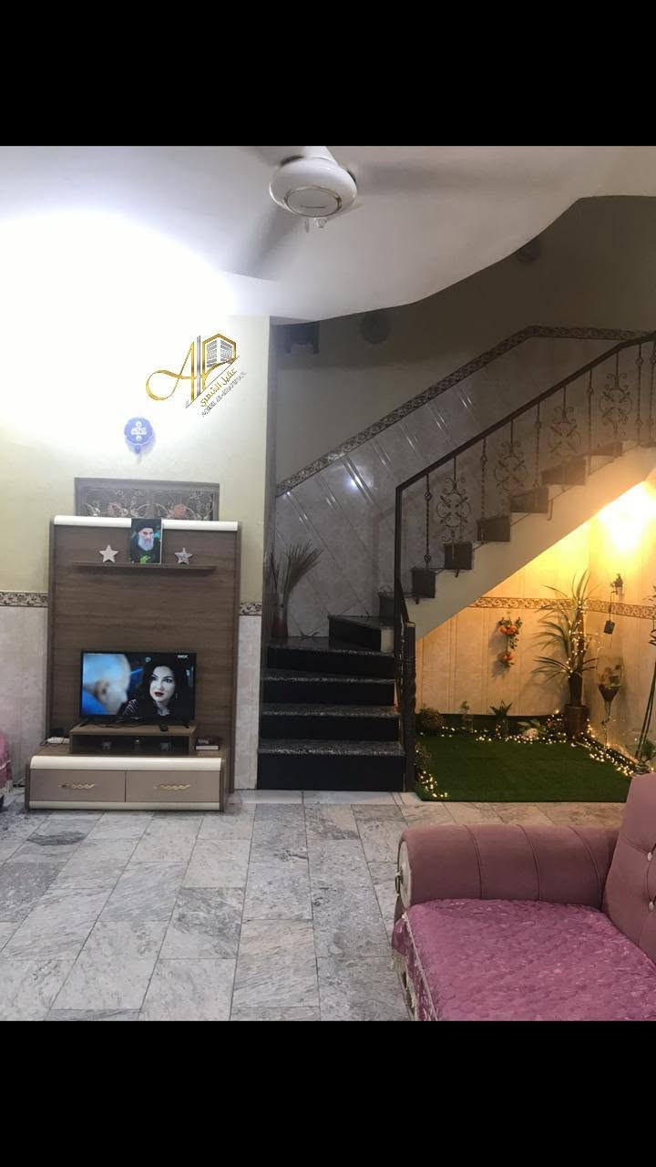 بيت للبيع بالمسيب شارع المحكمة داخل الافرع الاخيرة
المساحة ١٥٠ متر
البناء طابوق السقف صب كونكريت الارضية مرمر 
وعالي عن الشارع 

يحتوي على ...
غرفتين نوم 
استقبال 
صالة
مطبخ 
مجمع صحيات داخلية وخارجية 

طابو زراعي سند ٢٥ تحويل مباشر 
السعر ٨٨ مليون قابل للتفاوض 

عنوان المكتب : المسيب الشارع العام _ فلكة الحي الصناعي مجاور ابو مروة للسيراميك 

عقيل الشمري 
***********

#عقيل_الشمري  #عقارات_العراق #بيت_للبيع #real_eastate
