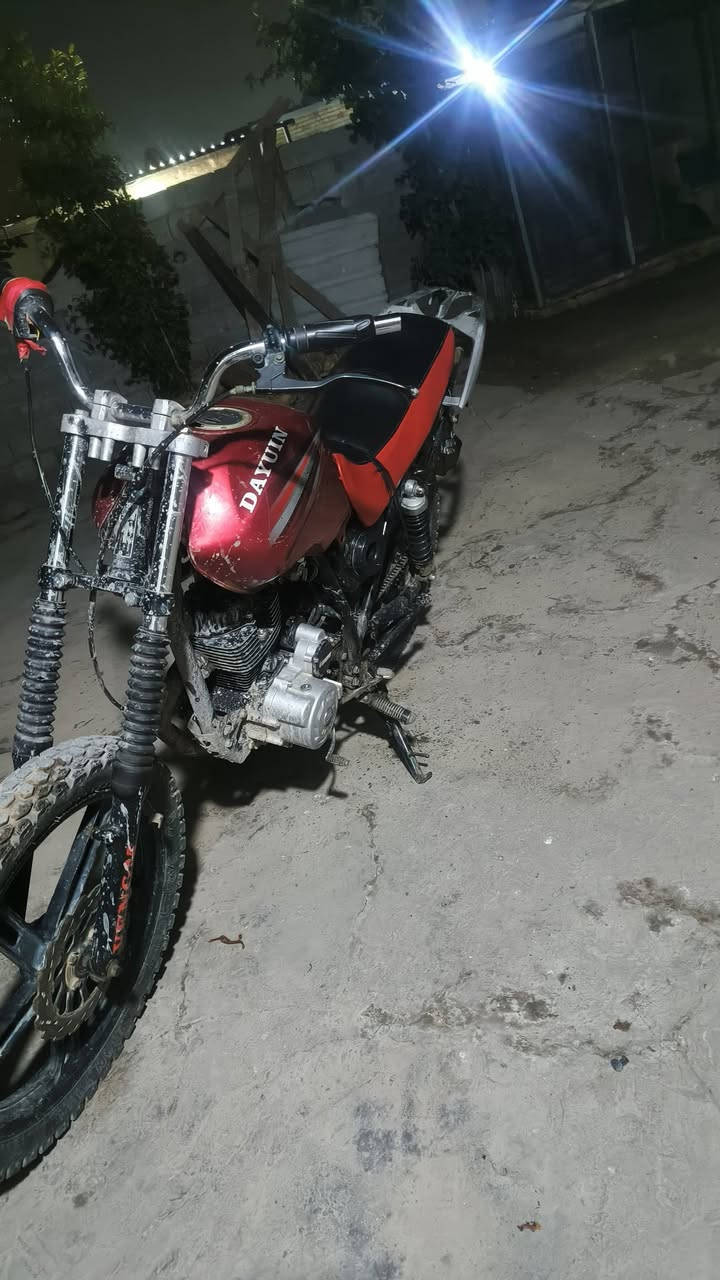 دأيون للبيع نقصه بس جاملغ امامي وكهربأيات بيه صالنصه رياضي توبو السعر ٣٠٠ بدون عمله مكاني بغداد التاجي رقمي  ***********
