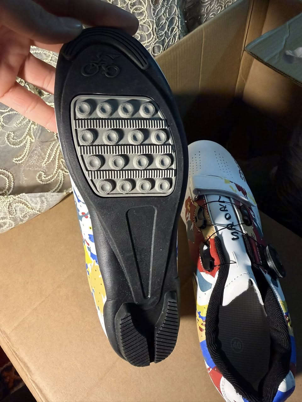 حذاء رياضي للدراجات اب هل شكل قياس 40 السعر 25 الف


**إذا كنت صاحب هذا الإعلان وتريد حذفه لأي سبب، رجاءا أرسل رسالة إلى الدعم الفني**