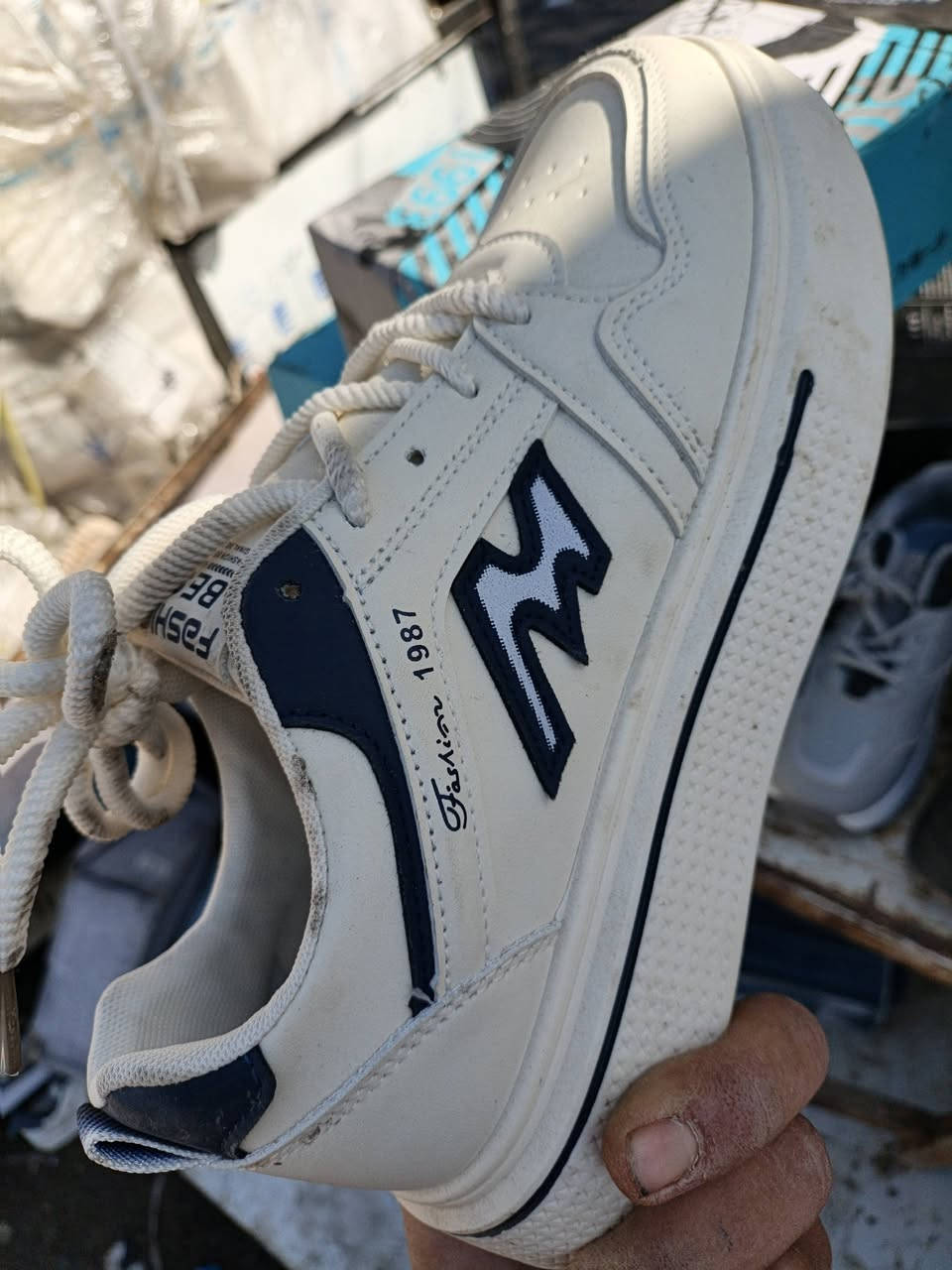 لبيع شلع 150قطعه سعر لقطعه ٦٠٠٠ ***********
