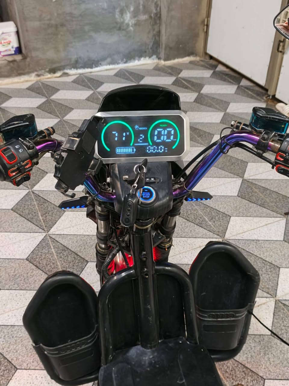 السلام عليكم
دراجه شحن للبيع موديل 2025
نوع  (هارلي) 
1_ شاشه دجتال تحديد العطل 
2_يحتوي على سته بطاريات على الفحص 
3_سرعه90 حقيقي 
4_بريك أمامي خلفي 
5_بك رجوع إلى الخلف
6_ نظام التشغيل بصمه 
7_دراجه على الفحص 
السعر 600 بيها مجال للشراي 
تصال عل رقم‏‪***********
والسلام عليكم ورحمة الله وبركاته
