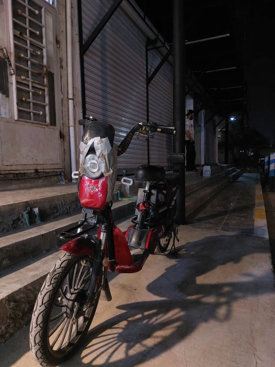 دراجه شحن للبيع ١٢٥ بغداد العبيدي شغاله على الفحص مستعجل للبيع ***********
