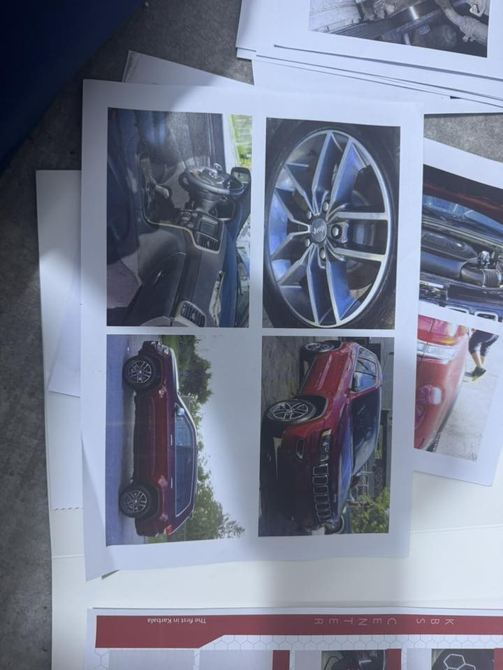 السلام عليكم جيب جراند شيروكي للبيع 2017 بساتم ١٤ السياره بدون اي دوانز
لمتد فول ماعدا الفتحه 
بصمه تشغيل وبيبان 
تشغيل عن بعد 
كراسي كهرباء 
تدفئه تبريد مقاعد وستيرن 
مقاعد جلد 
جنطه كهرباء شفط 
السياره فول ماعدا البصمه 
اللون ماروني 
رقم بغداد 
مكينه ٣٦٠٠
لا تبخير ولا تنقيص 
الحادث جدا بسيط طرف الدعامية الاماميه وصور الحادث منشوره مع السونار 
السياره ماشيه ١٠٢ 
تخم تاير جديد 
عليه ادامه كامله قبل يومين حمام وبوليش 
السياره ربع دينار ماتصرف عليه كامله مكمله وبدون اي دوانز وشرط 
السعر ٢٠٥ 

لاشاصي ولا لغد نضيفه جدا السياره 
***********
