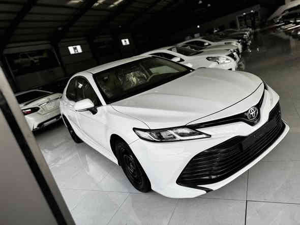 السلام وعليكم
كامري ٢٠٢٠ خليجي

ماشيه ٣٢ الف حقيقي

بدون صبغ بدون تبديل

بيها فقط بارد بالجاملغ الخلفي على كد شبر

عنوان السيارة قضاء كلار

215 وبيها مجال قليل

***********
