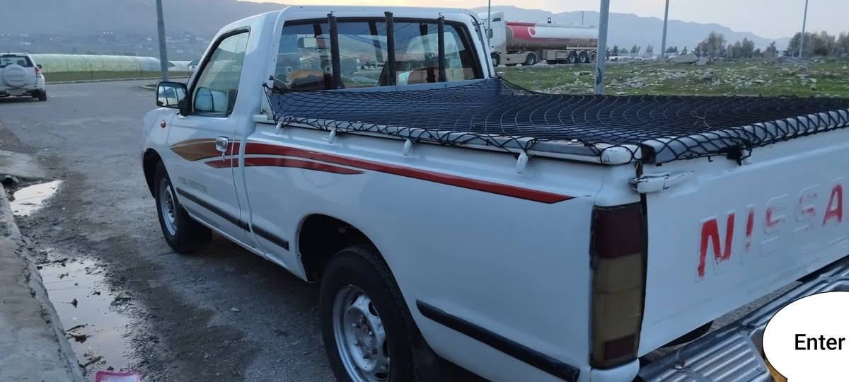 نیسان پیکاب ٢٠٠٨ 
٥پارچە ڕەش لەسە ر ساخی 
کامل مە سەرفی کراوە
٤تایە ی لۆکی تازە بۆ بەستراوە 
مه کین و گێڕ وئەکسلی بە شەرت
٨٥ گلا
*********** السليمانية, العراق
