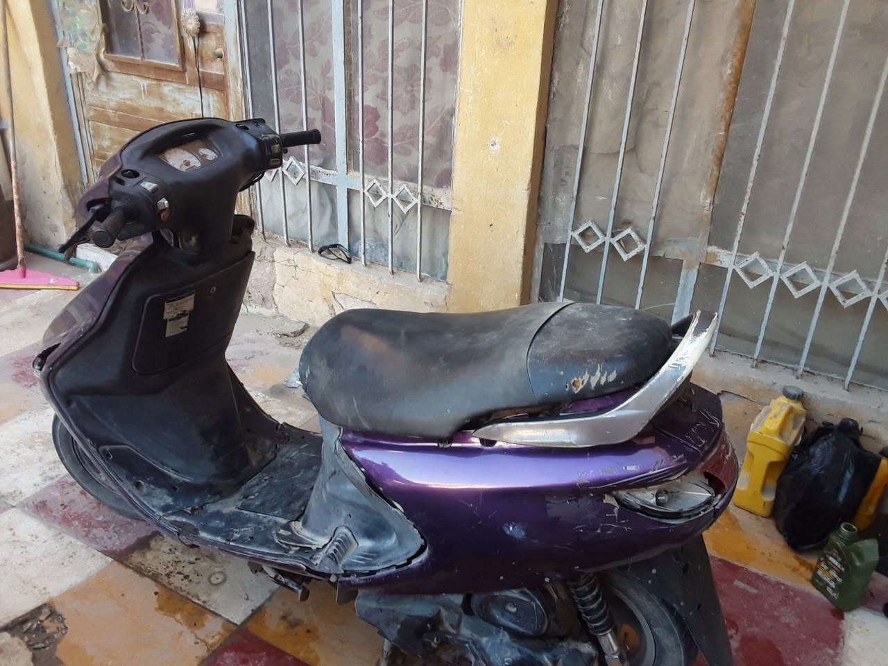 دراجتين فراشه عدد٢  متروكات طافيات بس من تركتهن كانن شغالات ابيع هالموجود تشوفهن يعجبنك اخذهن السعر ٣٠٠ الف مكاني بابل مركز الحله ش ٦٠ مو بايل ***********
