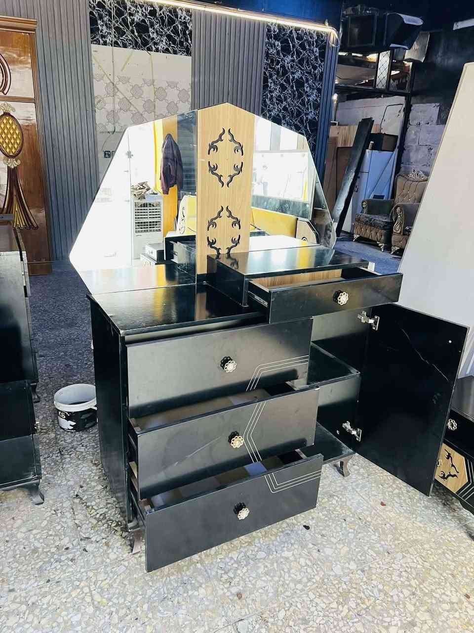 غرفة نوم مستعملة🇹🇷
 نضافة90 ٪💯
عدد القطع / 5
نضام / أسلايت 💢 
سعرها / 375 💸
شد ونقل داخل بغداد مجاني🚛
يوجود توصيل محافضات 🚛


**إذا كنت صاحب هذا الإعلان وتريد حذفه لأي سبب، رجاءا أرسل رسالة إلى الدعم الفني**