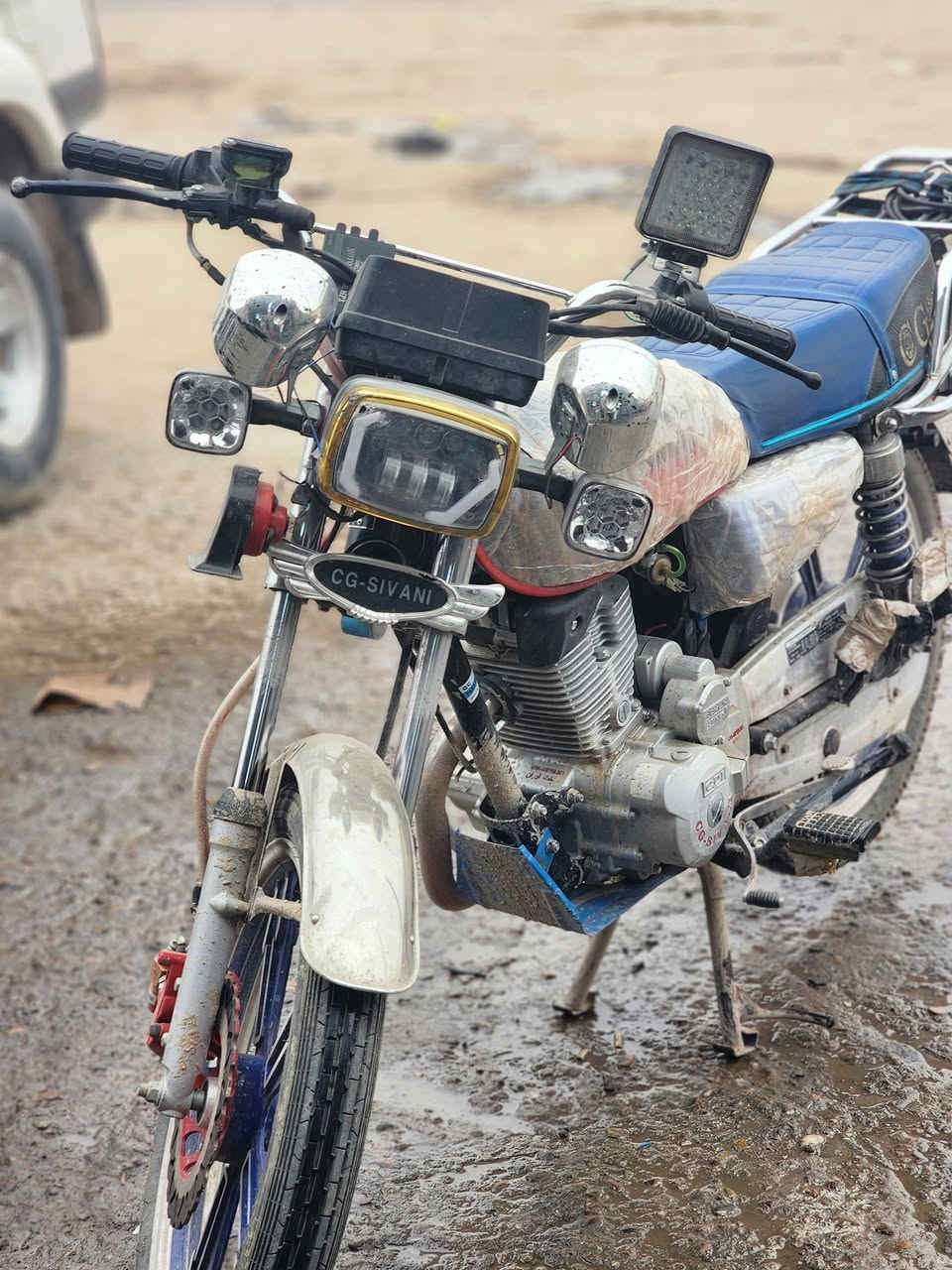 السلام عليكم من رخصت مدير الكروب
دراجه سيفان ٥كير اوراق استنساخ موديل 2026دراجه نضيفه كلش للبيع او مراوس بفورزه 09او08


**إذا كنت صاحب هذا الإعلان وتريد حذفه لأي سبب، رجاءا أرسل رسالة إلى الدعم الفني**