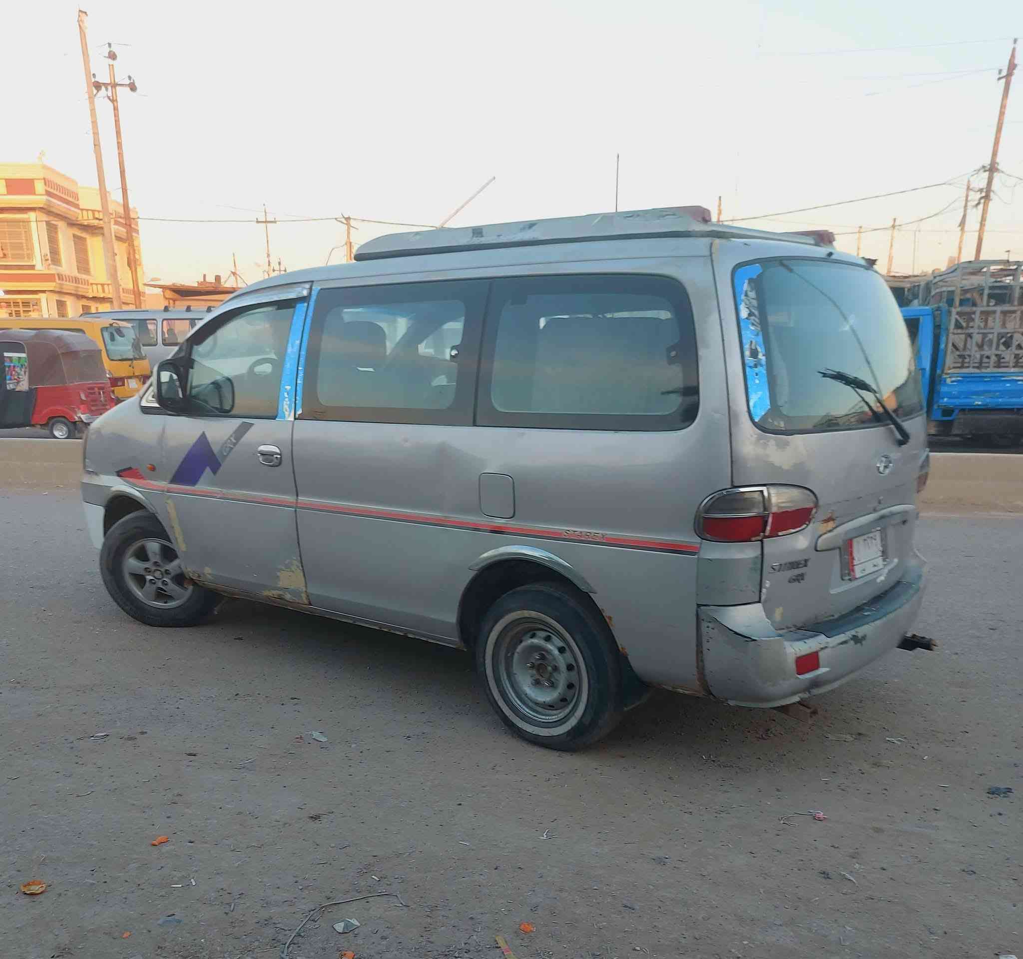 ستاركس 2007  رقم واسط بسمي مكاني بغداد
رقمها الماني واسط مشروع وطني
سنوية لل27
منظومة تبريد جديده تبريده ثلج
تخم تاير
كير اكسل 
صدر جديد شادة 
بنزات ودسكات وعنبار كلة جديد 
خياسات بالهلالات
كشرها مثل الصور
ب65


**إذا كنت صاحب هذا الإعلان وتريد حذفه لأي سبب، رجاءا أرسل رسالة إلى الدعم الفني**