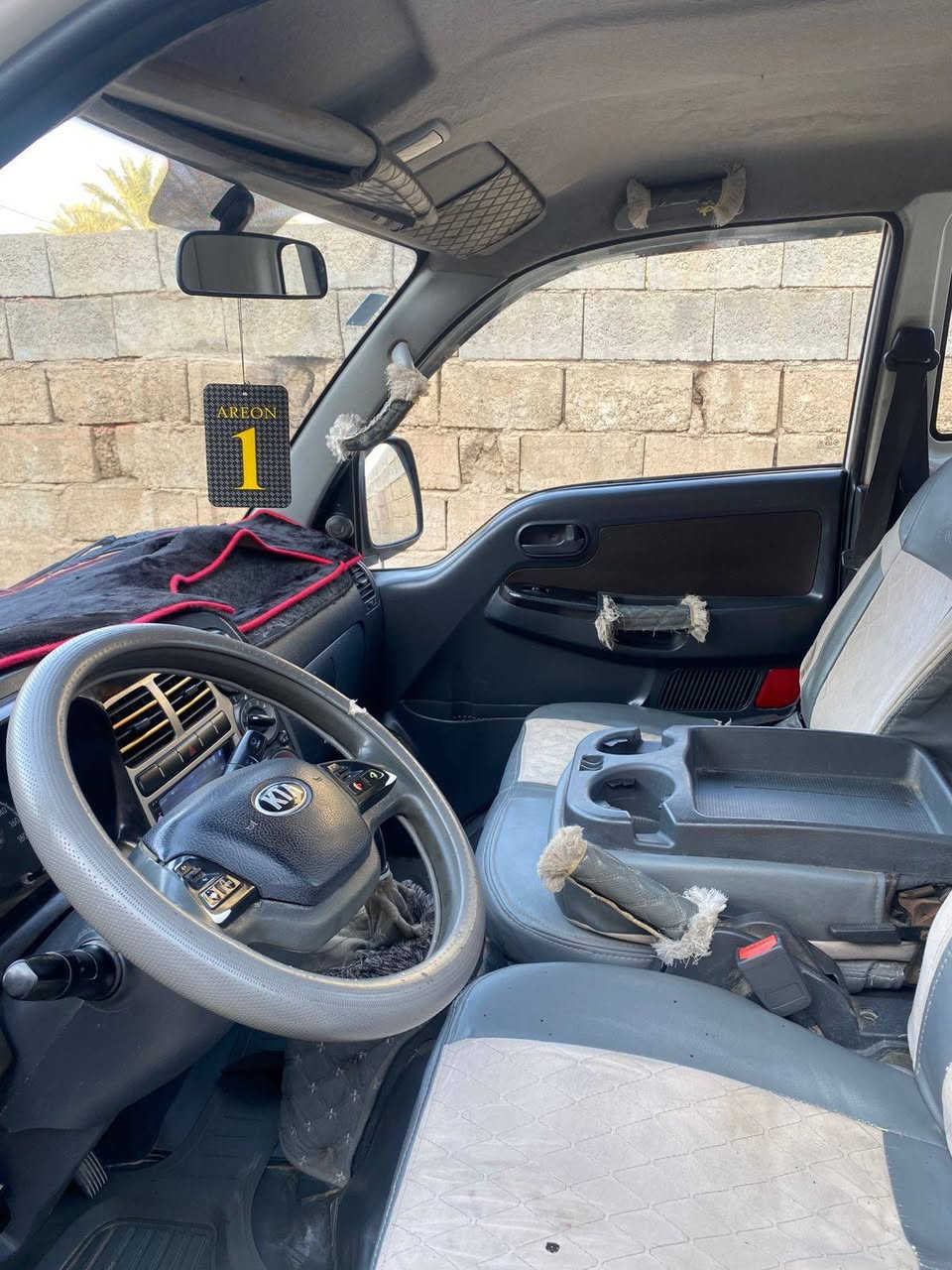 للبيع كيه حمل موديل 2014 كفاله عامه كير محرك صدر جديد تخم تاير تبريد ثلج مال جناي رقم بغداد انكليزي مميز بسمي تحويل ثاني يوم سنويه الى 31 ربع ما تصرف عليها
السعر 114 وبيها مجال قليل مكان رمادي جويبه تواصل ع رقم .***********
