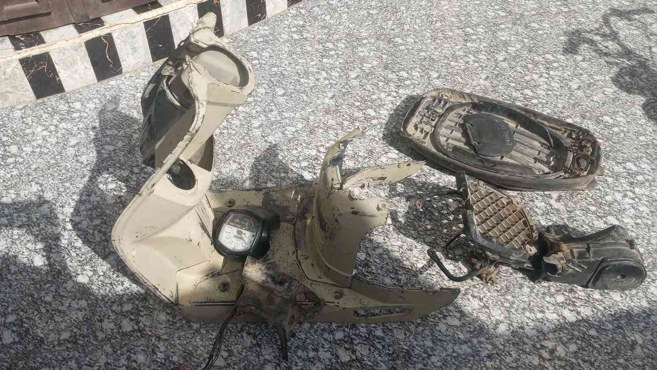 سلام عليكم دراجه بوليسي كامل مكينه شغاله ضفيره جديده تواير جدد عقل حديد عوزه ترتيب بصيط شراي بي خير ويدلل علق ونه ارسلك او تتصل على رقم او بي وتساب ***********

