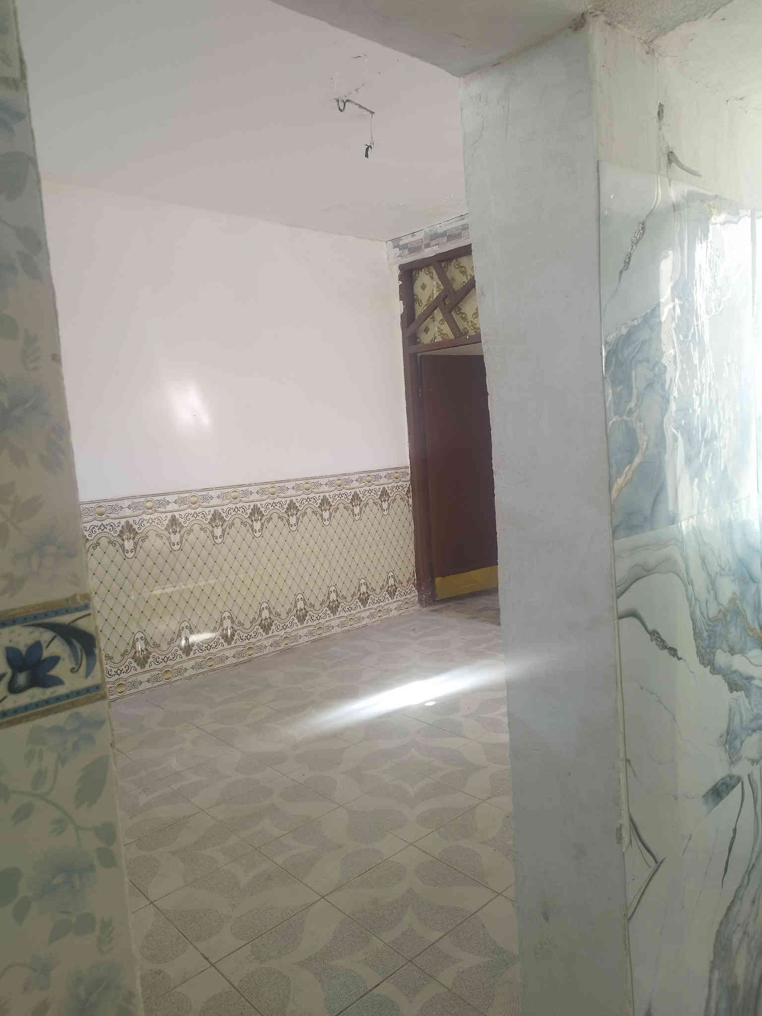 دار للبيع ⛺مساحه 50 متر  طابق واحد
غرفه + ملحقات البيت 
     (( طابو ملك صرف )) 
 ( منطقه خدمات كامله)
عنوان /🗺  بغداد الحسينيه 
الجريخي شارع المحلة 
(قرب شارع 30 لأخير )
 بيت نضيف وجاهز 
     السعر (35)
للتواصل/  📞 ***********
