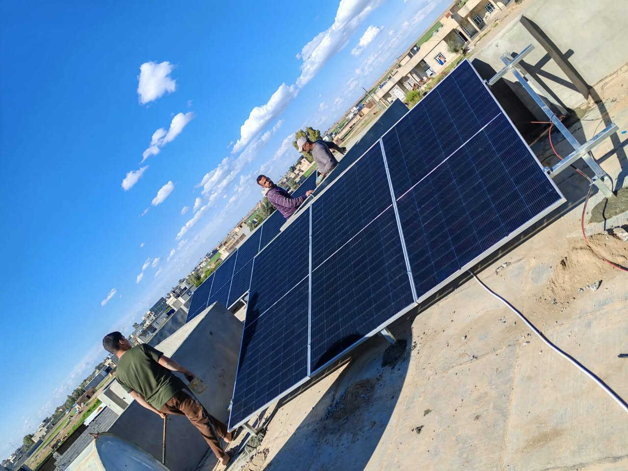 من عروض شركة الحجاب للطاقة الشمسية
تم تنصيبها للأخ ( محمد عبدالله خلف) 
في صبيح الخميسات📌

              ⚡بقدرة ⚡

16-امبير نهاري ☀️
15_ امبير ليلي 🌙

✅ تظمنت المنظومة الشمسية 🔆
 
8_ألواح لونجي 615 واط 
 بقدرة توليد ⚡(2.5امبير) (مؤسسة)   
 بظمان ١٥ سنة ✅
 
2_ بطارية ليثيوم 15  كيلو واط من شركة SkE
بظمان 5 سنوات ✅

3 _انفيرتر   6 كيلو كرواط جناحين  🟢
بظمان 1 سنة✅

___________________________________💰 أسعارنا مناسبة جدًا وتنافسية
🔎 تكدر تستفسر عن حجم الطاقة المناسب إلك
📋 ونوفر لك قائمة المواد مع الشركات المصنعة
📊 حتى تكدر تقارن وتتاكد من أسعارنا بالسوق وبكل شفافية
📌 شركة الحجاب للطاقة الشمسية
____________________________________

🔴نعمل ليلا 🌙 مع نهار،☀️

✅غايتنا أرظاء زبائننا  الكرام ومواعيدنا معهم ⚡✅

🎉حياكم الله في شركة الحجاب للطاقة الشمسية 🎉

الهاتف للأستفسار
 
*********** الاستاذ فرحان

العنوان_الشرقاط_اسديرة_الفياض
