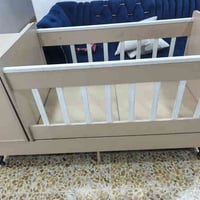 تخت طفل • ٣ مجرات • حي صدام