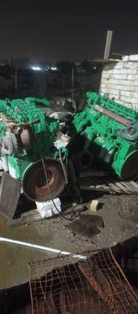 مكائن عدد 2 فالفو D16 نظيفات م 07802290510