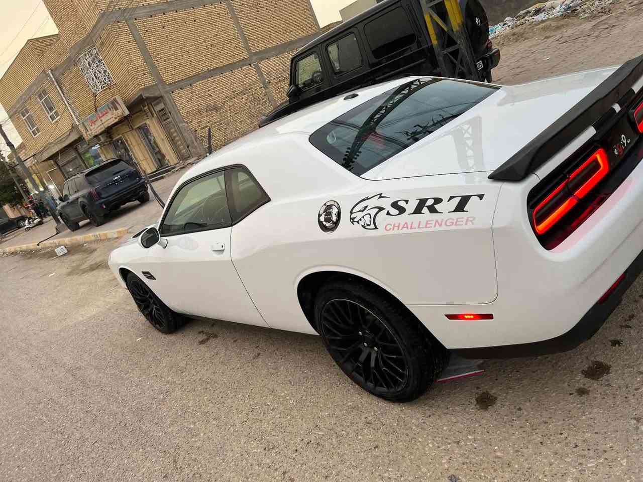جالنجر موديل 19
محرك 3600
ضرر بنيد وجاملغ 
محدثه بجم كامل srt 
ويل سكات 
مسافه مقطوعه 75 
عليه كزوز ht poer 
لوحات بغداد 
مكان السياره ناصريه مركز
السعر 150 وبيها مجال 
للستفسار اكثر اتصل وبخدمتك
 ***********
