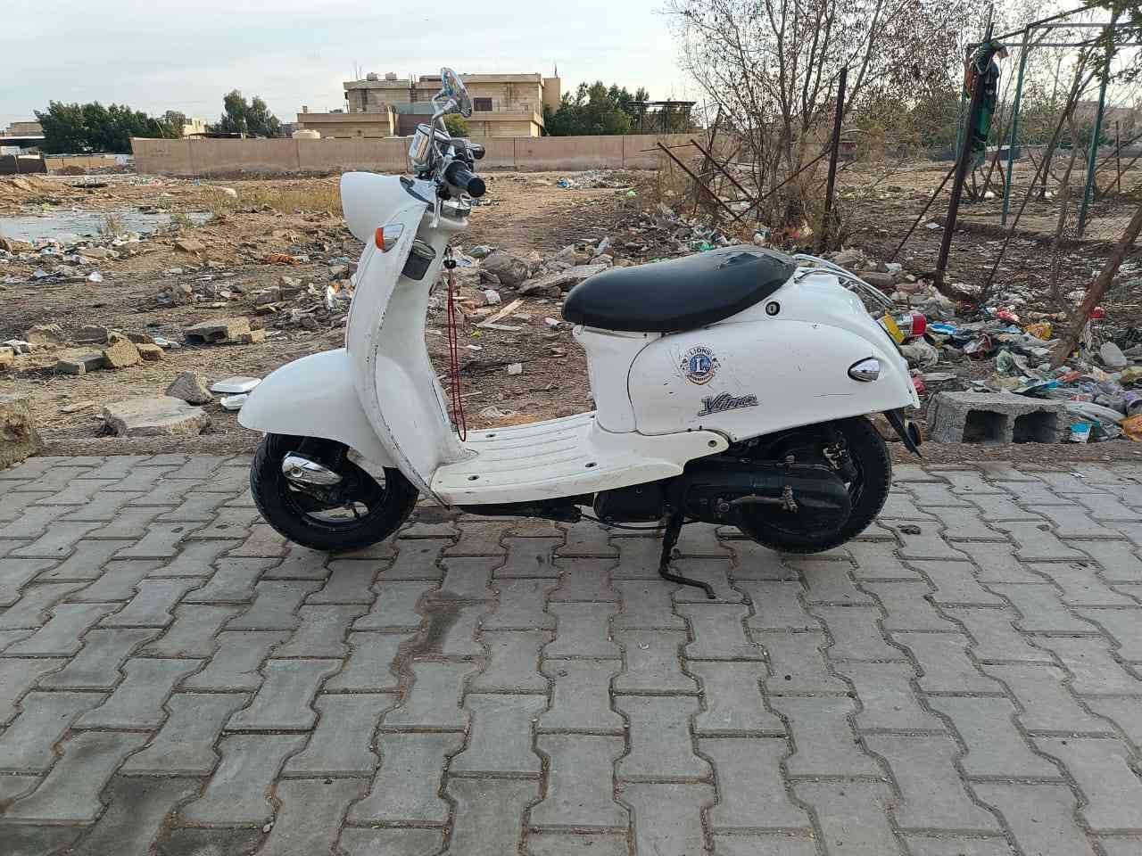 سلام عليكم دراجة عبد الحليم نثية للبيع 
العنوان بغداد الحسينية مال الراشديه 
***********
