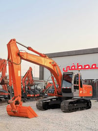 هيتاشي ZAXIS Z-200 • موديل ٢٠٠١ • نظيف