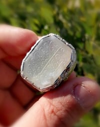 عقيق يماني • خامة قديمة • صياغة ثقيلة