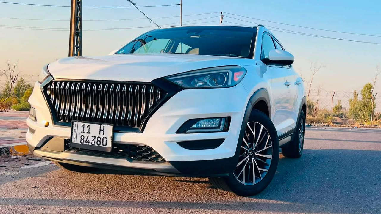 سلام عليكم
توسان موديل 2019 وارد امريكي مكينه 2.0 لاتنقيص ولا تبخير 
نص فول 
كير 6 سرعات 
شاشه كامره 
اوتو هولد 
هاند بريك بصمه 
تخم تاير جديد
تدفئه تبريد كامل 
صدر خير من الله  
سياره جديده ماشيه 51 رقم بغداد صور الحادث موجوده وبل عراق بيها ضربه جوه قبق البنزين انصبغت على كد شبر
مكانها بغداد 
السعر 172$ وبيها مجال 
غير متواجد خاص رقم صاحبها 
***********

