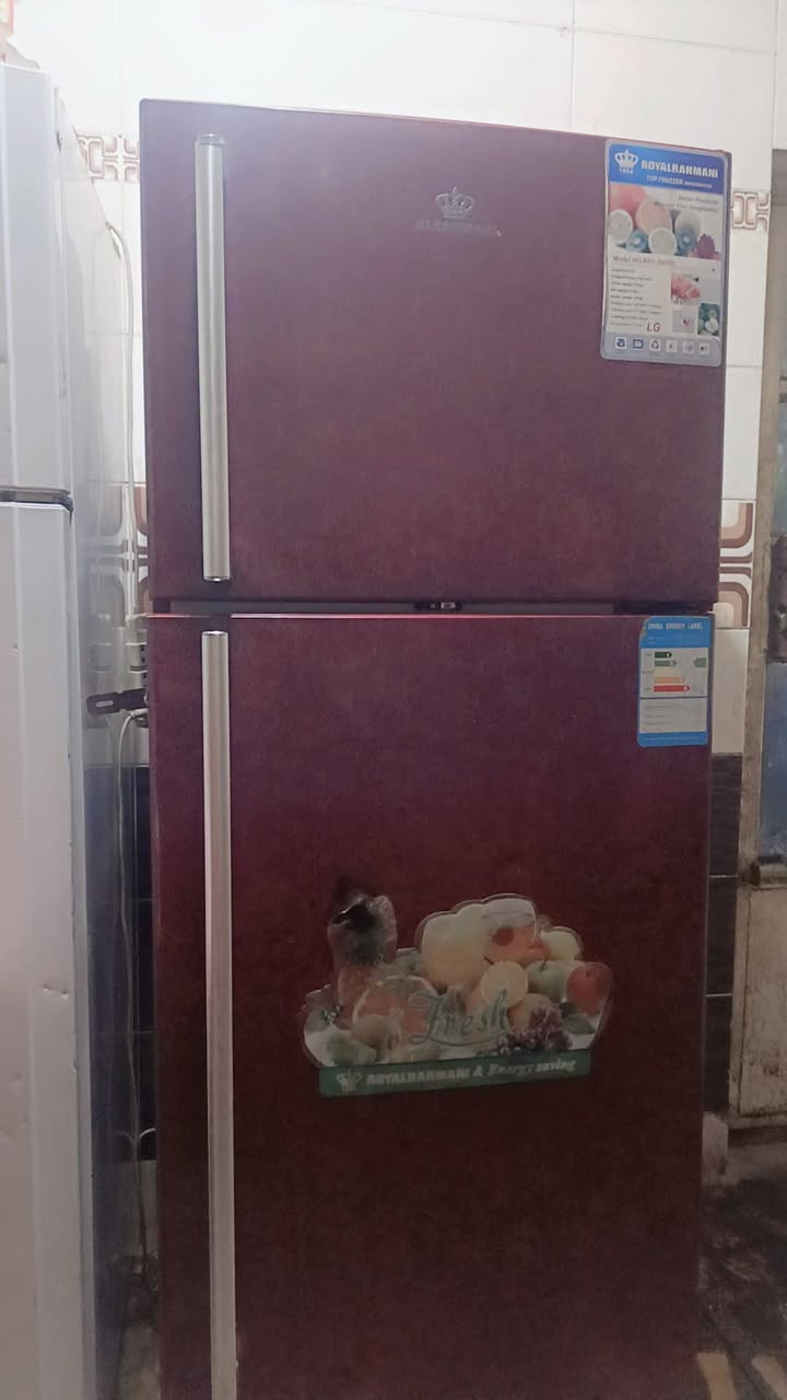 ثلاجه الحجم الكبير سعرها 100 وبيها مجال على الفحص مستعجله على بيعتها اقسم بالله عندي


**إذا كنت صاحب هذا الإعلان وتريد حذفه لأي سبب، رجاءا أرسل رسالة إلى الدعم الفني**