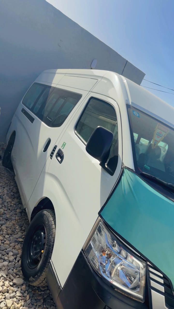 السلام عليكم كيه نيسان يورفان مكفولة كفالة عامة سيارة ماعدا خسفه بل بنيد 

موديل 2024
سياره جاهزه كلش 

مكان بابل الشوملي 

‭0774 755 0223‬
