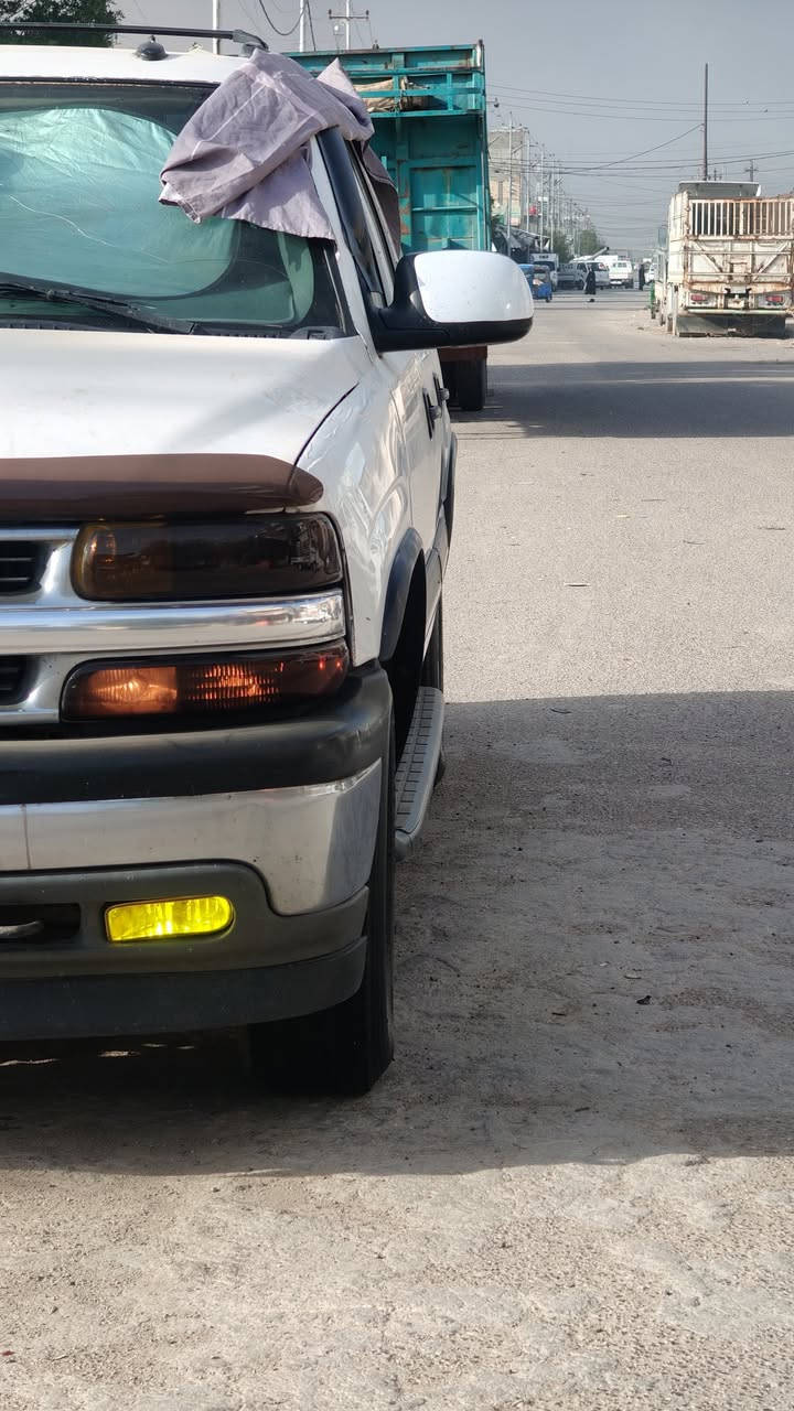 السلام عليكم
سوبربان 2005 // 6 برغي
رقم اجرة انبار انكليزي ( باسمي )
سنوية و هزة جديدة
مكينة 5300 و كير 700
مكينة و كير و اكسل مكفول
بدي مكفول ( بس ربع بالبنيد +  ربع جاملغ امامي )
حدايدية جاهزة 80‎%‎
داخل جاهز على اخر حباية ( دوشمة كشنات + تغليف تنته + كاعية جلد + سفريات )
كهربائيات شغالة و جاهزة 
تحكم ستيرين و مثبت سرعة كله شغال
منظومة زنون اصلية + هورن بوش ملكي اصلي
تخم تاير برجستون 2024
شاشة أندرويد + تخم سماعات
تدفئة + تبريد
السيارة نقصها فقط ( البور بي ونه + جبنة مال جعمقة + طوافة ما تشتغل ) 
ما مطلوبة ربع دينار ( وصل خط + بحث + سنوية ) كله جديد
خطها ( حلة - بغداد ) بيها بطايق بغداد و حلة برقم السيارة
السيارة باسمي شرط التحويل ( تريد تحويل + تريد وكالة )
السعر 110 و بيها مجال
مكاني كريلاء طويريج 
متوفر ماسنجر + واتساب ***********
