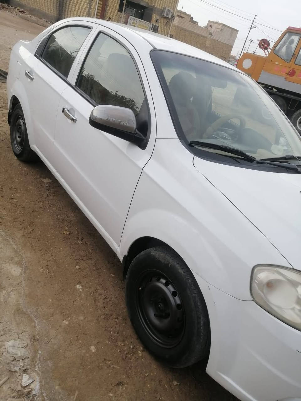 سلام عليكم
سياره افيو سياره جاهزه بي بس جملغ الامامي او الخلفي معجون شبر مو هواي سياره كله كفاله سياره مشروع وطني حداديه جديده او تخم تأيرات جداد تبريد شغال سياره مال جناي سعر 70 أو بيه مجال رقم الهاتف ***********
مكاني ناصريه
