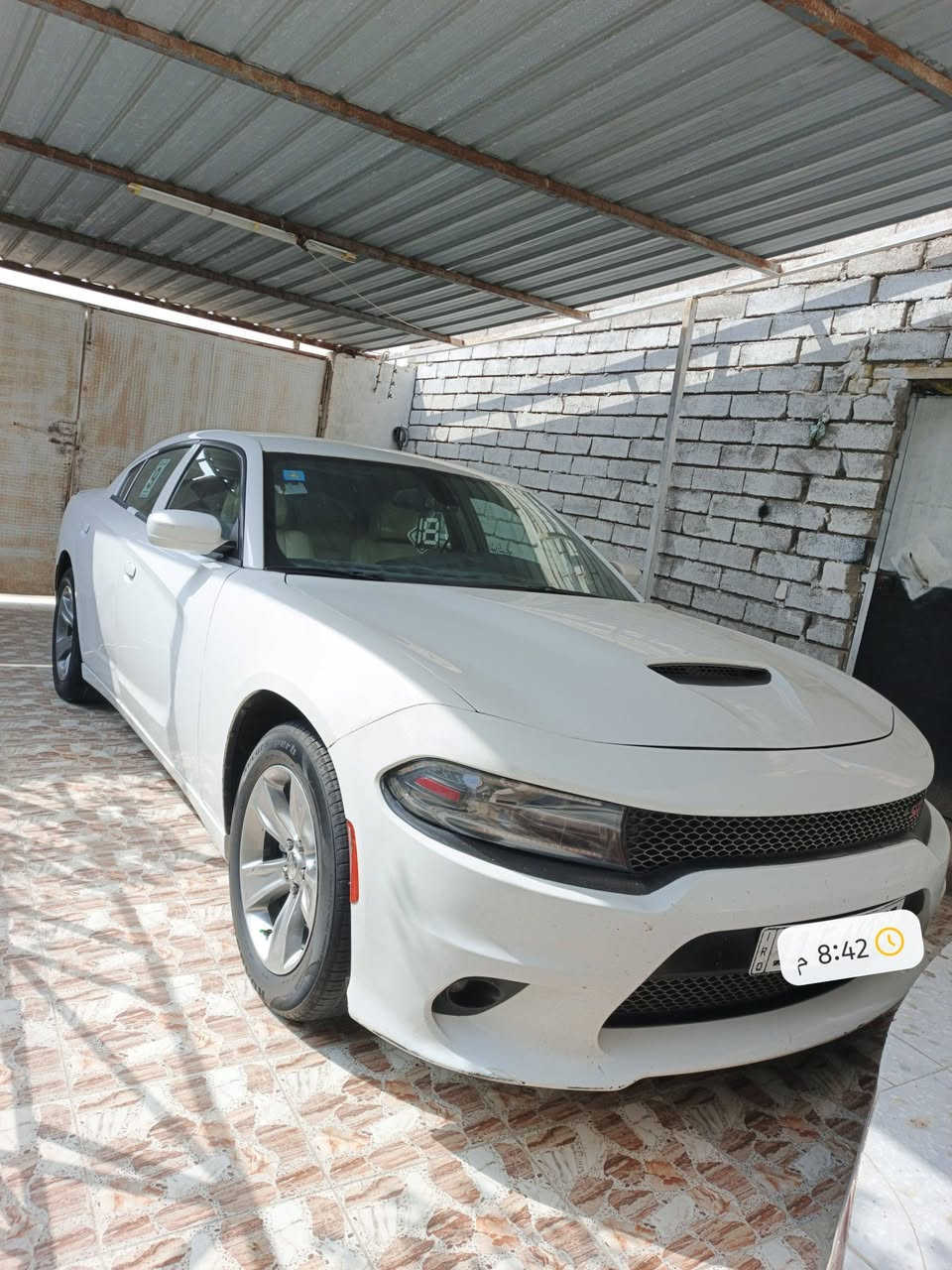 السلام عليكم
جارجر 2018والسياره فول عده الفتحه جاهزة للاخير كير مكينه تبريد منضومه جديد صارلي سبوع من شديته  حداده جدبد سنوية بسمي هزة جديدة صاعده رقم بغداد دولي تحول مباشر وسنوية بعد ما منتهيه تخم تاير جواه السيارة حلوه ونضيفه وجاهزه مال بيت وجناي 
حادث السيارة: ٣ قطع فقط بدون دواخل جاملغات ثنين بس الخشم وبنيد وبارد بالباب الخلفي اي قطعة بالسيارة ممفتوحة ابد نص السيارة حدادة امريكا البلاد .
 السعر ١٧٠ 
مكاني البصرة القرنه بني منصور قضاء الصادق ع 
للاستفسار اكثر : ‏‪***********‬‏
